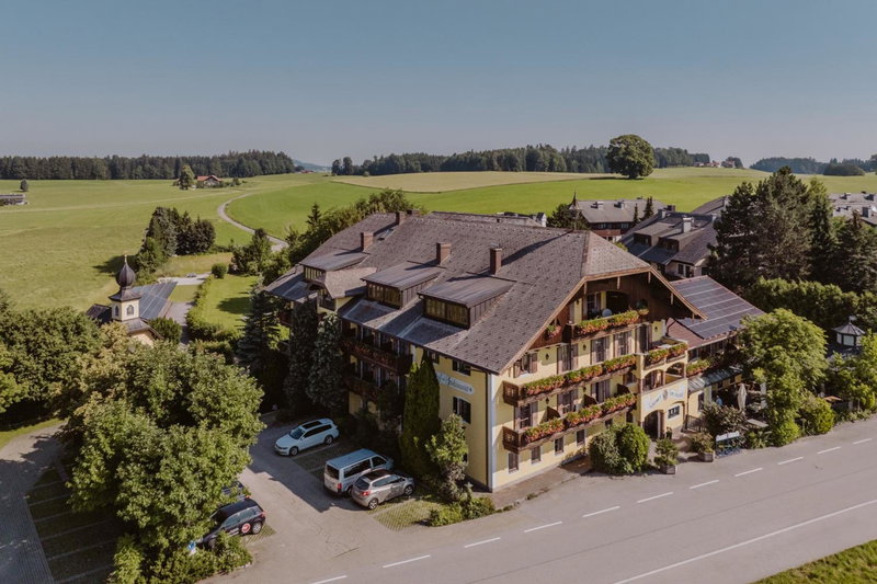 Landhotel Gschirnwirt, Salzburg, Austria