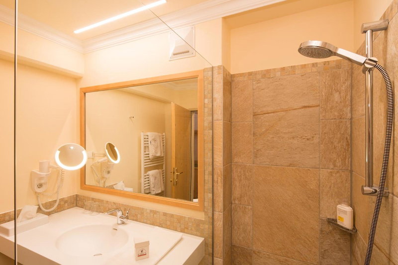 Hotel Zum Schwarzen Bären, Sankt Poelten, Austria