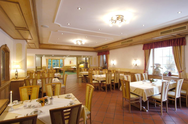 Landhotel Wachau - Bed and Breakfast, Sankt Poelten, Austria