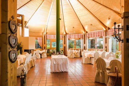 Landhotel Wachau - Bed and Breakfast, Sankt Poelten, Austria
