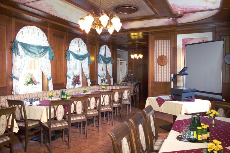 Hotel Restaurant Wallner I contactless check-in, Steyr, Austria