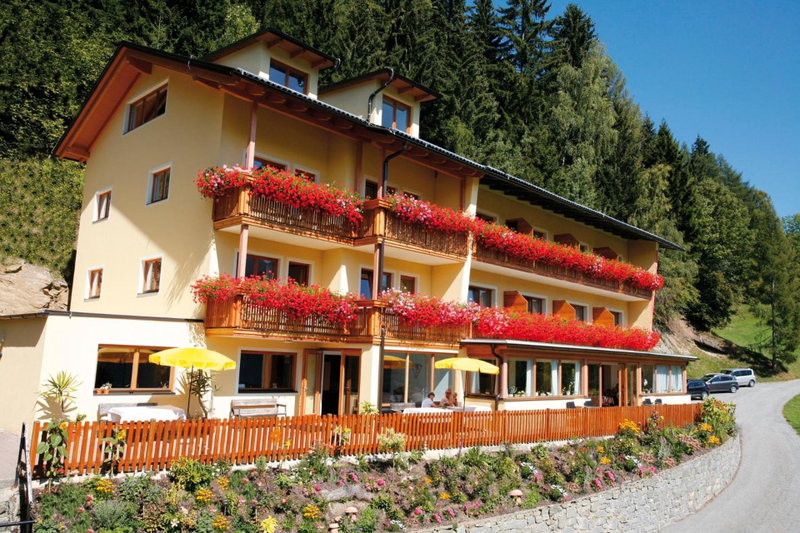 Hotel Restaurant Raunig, Villach, Austria