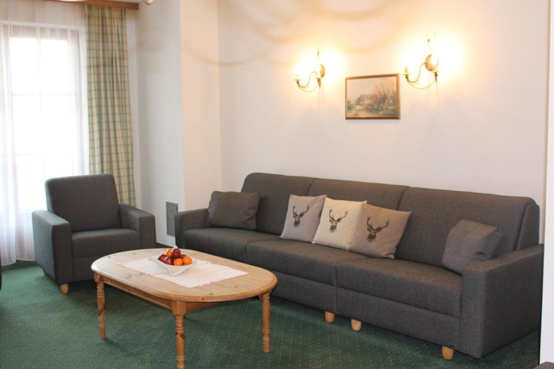 Apart Hotel Garni Strasser, Zell am Ziller, Austria