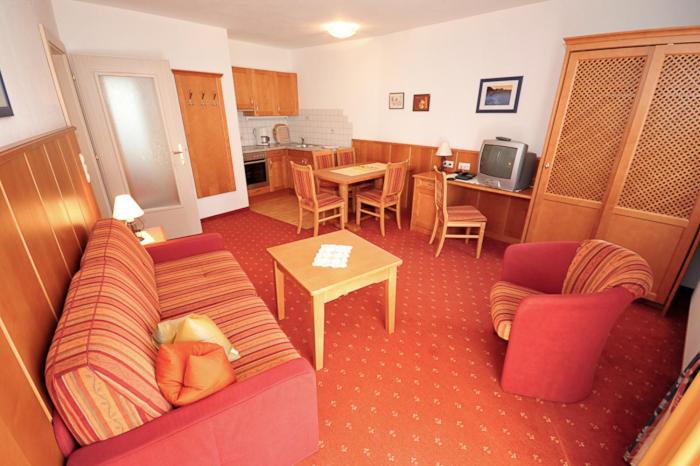 Apart Hotel Garni Strasser, Zell am Ziller, Austria