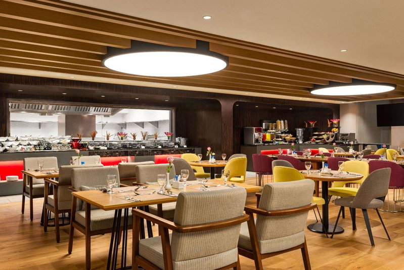 Ramada Encore Al Khobar Corniche, Khobar, Саудовская Аравия