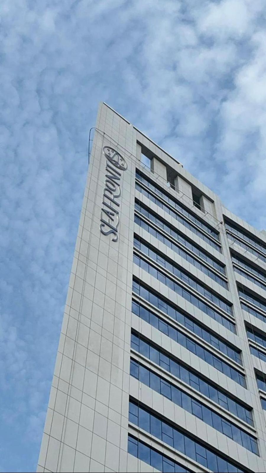 Seafront Luxury Suites Jeddah Corniche, Saudi Arabia