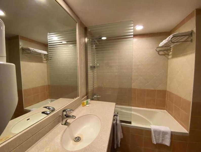 Mena Hotel Nasiriah Riyadh, Riyadh, Саудовская Аравия