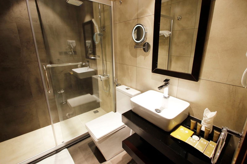 Diwan Residence Prince Sultan Road, Jeddah, Saudi Arabia