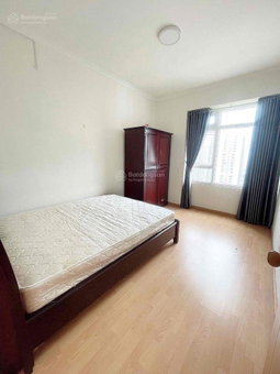 Apartment for rent in Ho Chi Minh City, Vietnam · Saigon Pearl · 3 rooms, 2 baths