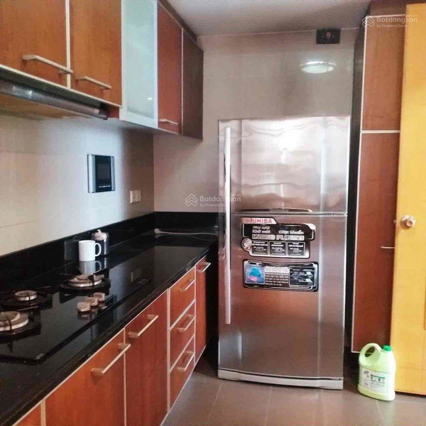 Apartment for rent in Ho Chi Minh City, Vietnam · Saigon Pearl · 3 rooms, 2 baths