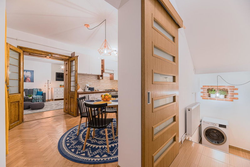Garden Hideout - Central Apartment, Brasov, Romania