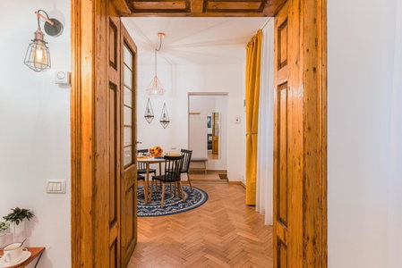 Garden Hideout - Central Apartment, Brasov, Romania