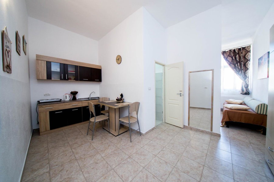 BOUL ROSU RESIDENCE free private parking, Arad, Rumanía
