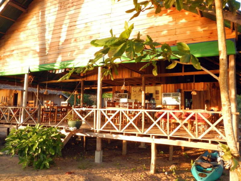 Koh Thmei Resort, Phumĭ Kâng Kéng, Cambodia