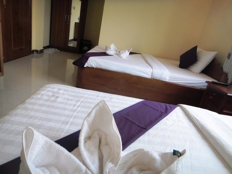 Khemra I Guesthouse, Kampot, Cambodia