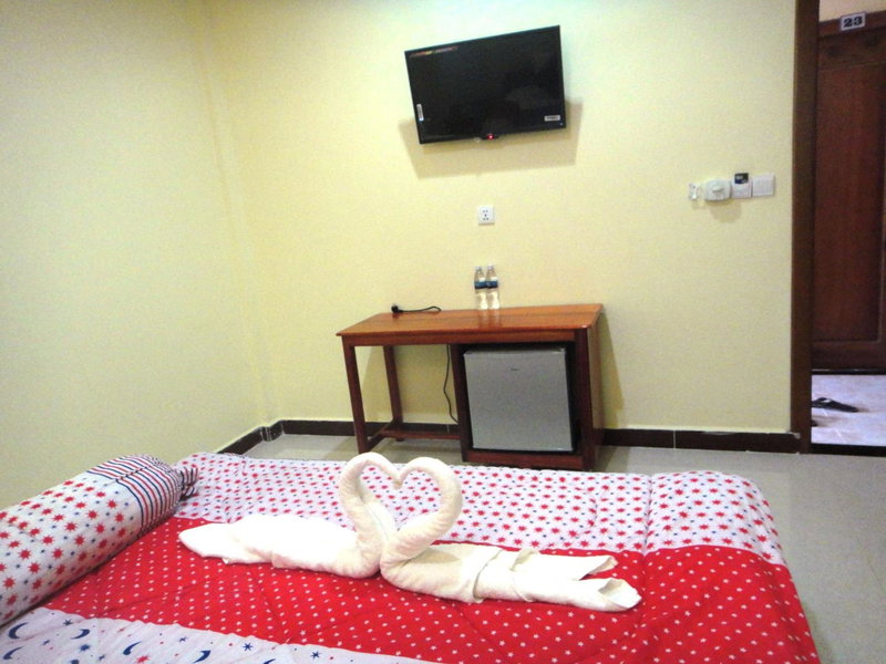 Khemra I Guesthouse, Kampot, Cambodia
