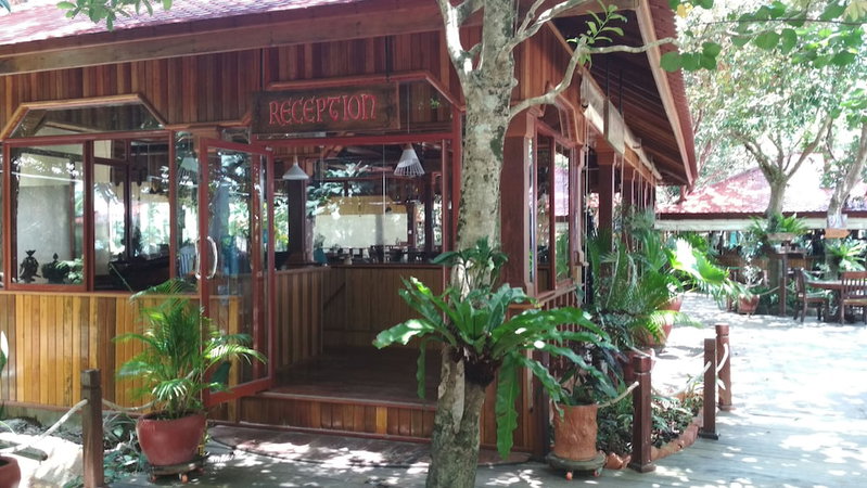 Tree House Bungalows Resort, Koh Rong, Cambodia