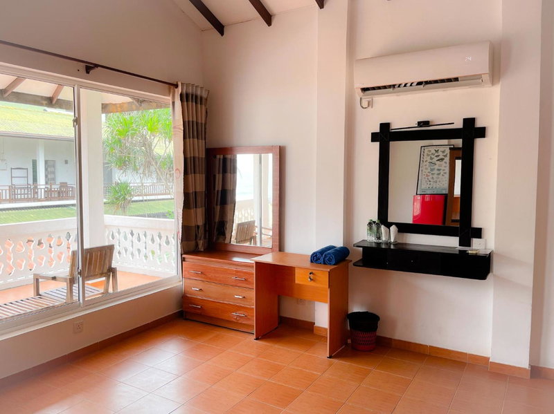 Pearl Island Beach Hotel, Galle, Sri Lanka