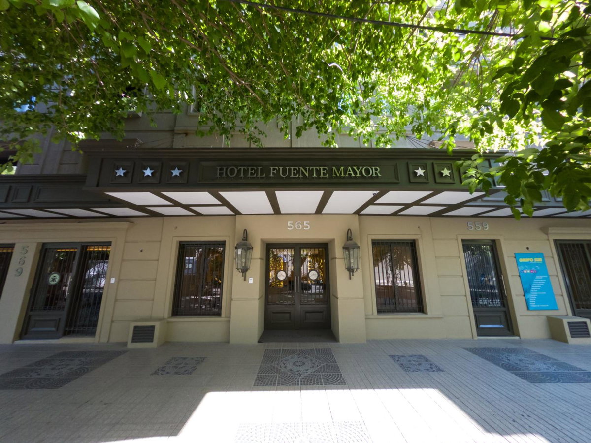 Hotel · Fuente Mayor Hotel Centro, Mendoza