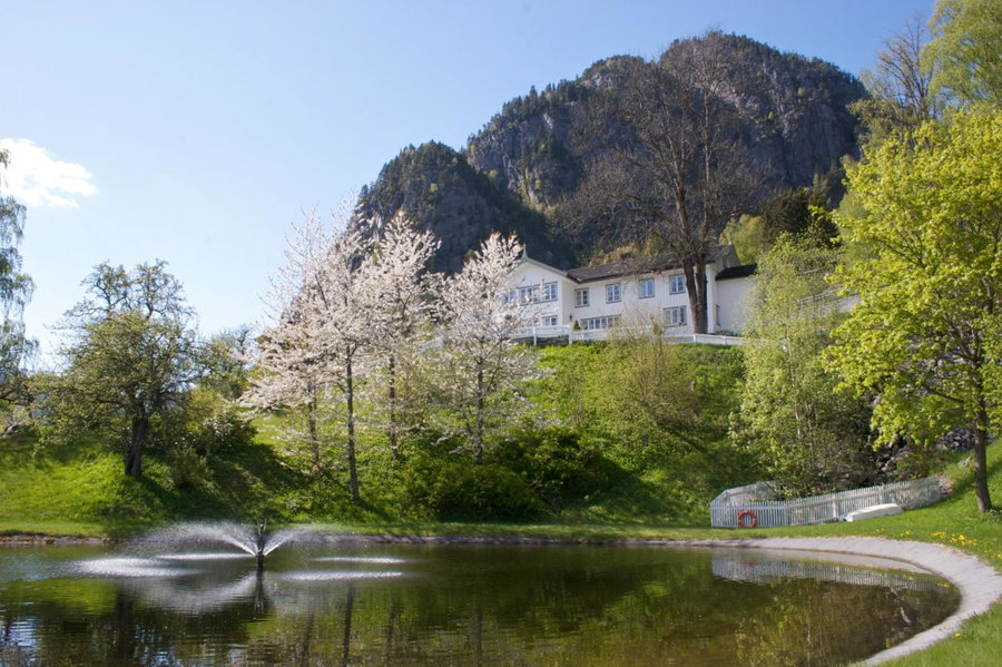 Nutheim Gjestgiveri, Flatdal, Norway