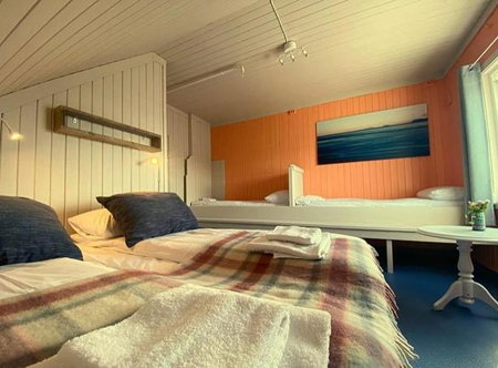 Nøtnes Midnattsol GuestHouse, Skrova, Norway
