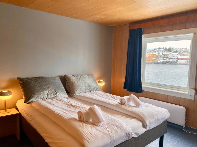Nøtnes Midnattsol GuestHouse, Skrova, Norway