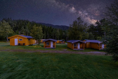 Korsbakken Camping, Isfjorden, Norvège