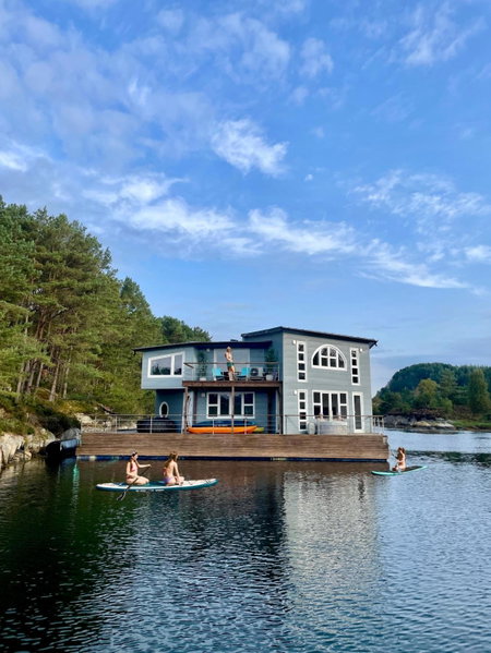 Floating Villa Bergen, Ytrebygda, Норвегия