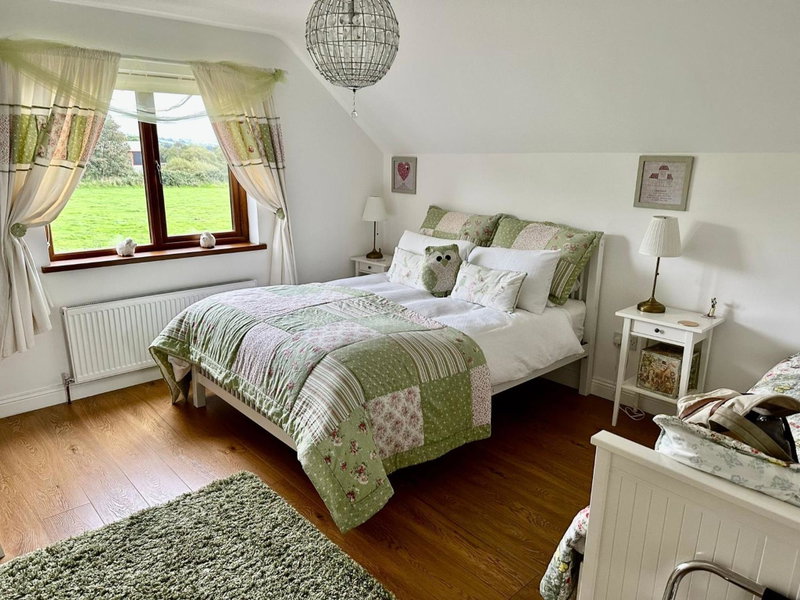 Cherrytree House B&B, Moville, Ireland