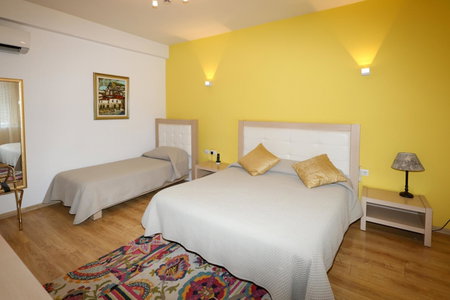 Grand White City Hotel, Berat, Албания