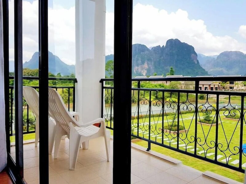 Simon Riverside Hotel, Vang Vieng, Laos