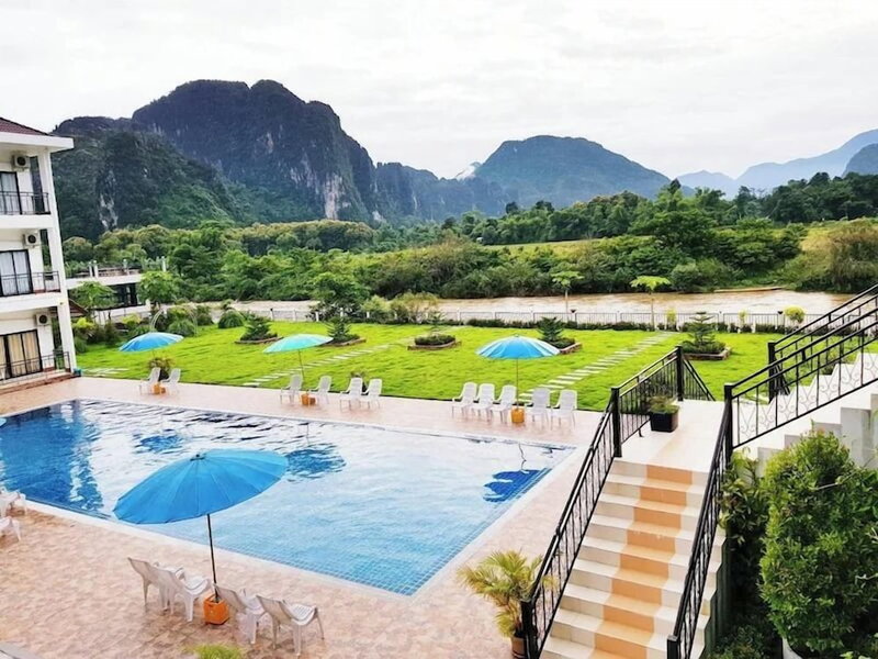 Simon Riverside Hotel, Vang Vieng, Laos
