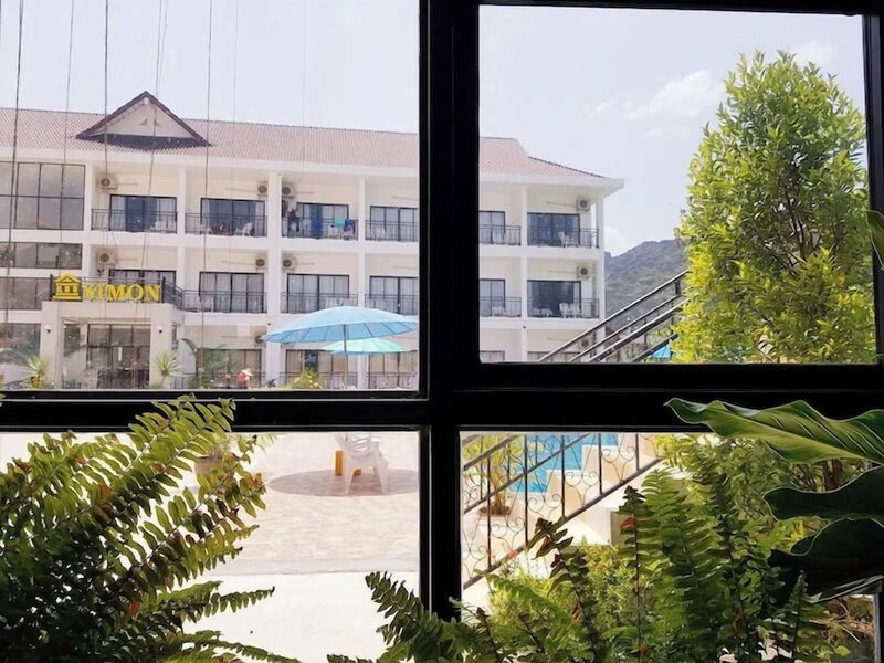 Simon Riverside Hotel, Vang Vieng, Laos