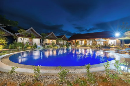 Paradise Mountain View Resort, Vang Vieng, Laos