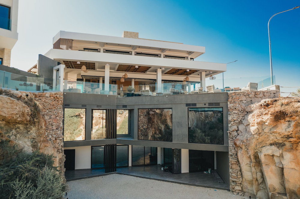 Hotel · Periyiali Konnos Villas Beach Resort, Protaras