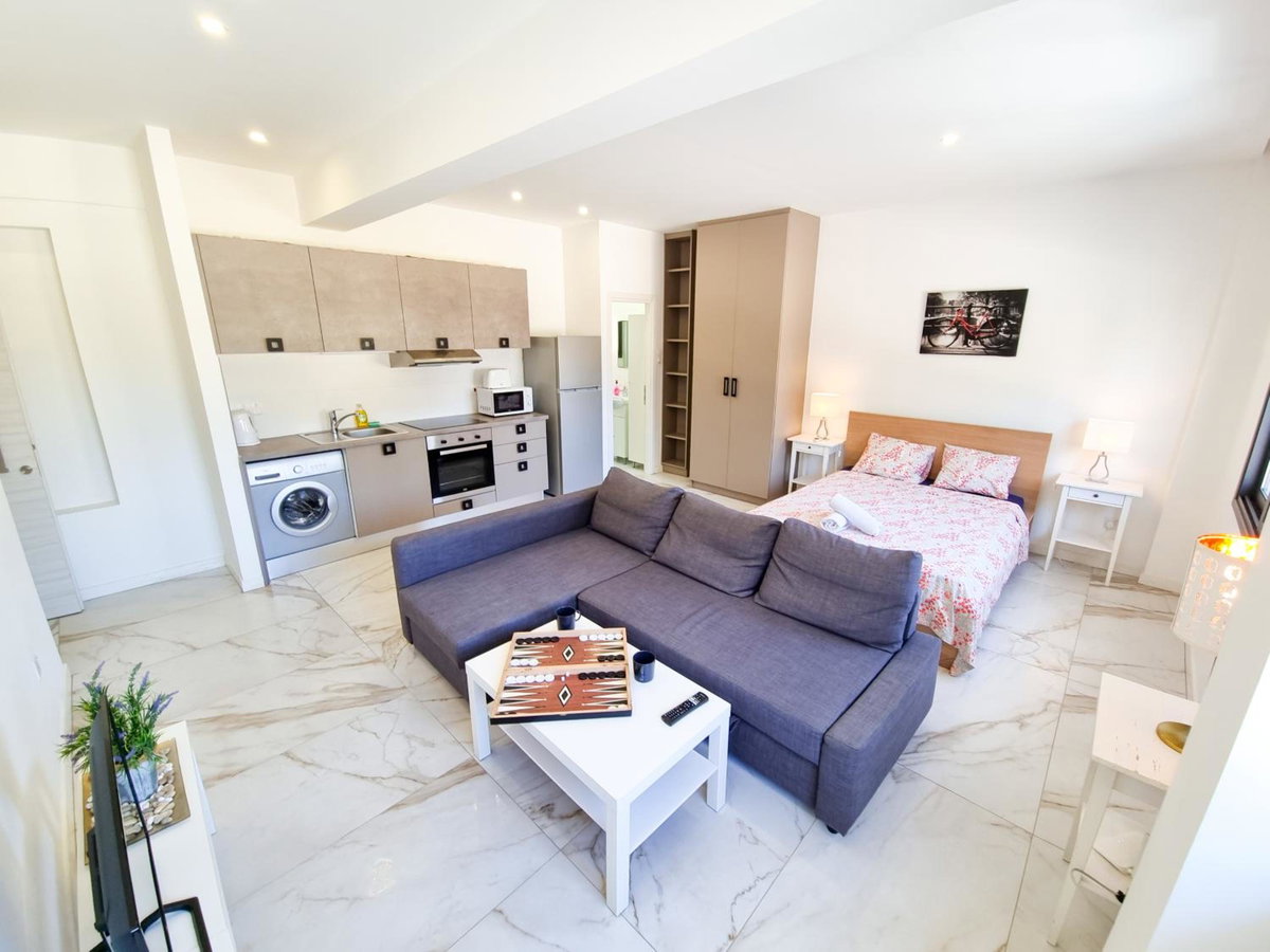 Отель · Happy Homes Paradise, Larnaca