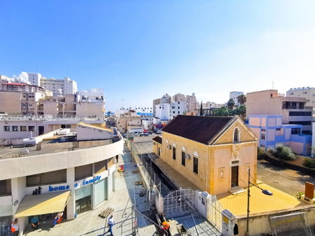 Vasilo Court Seaview City Apartment, Larnaca, Кипр