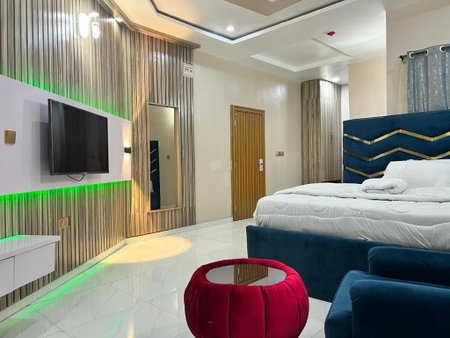 Clique Court Hotel & Suite, Opete, Nigeria