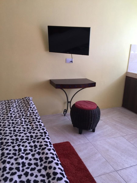Bob Apartments, Calodyne, Maurice