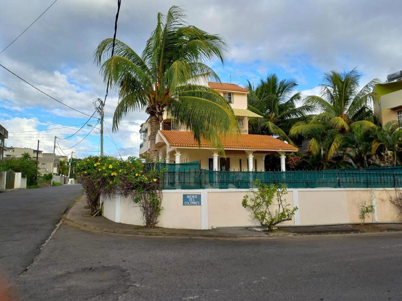 VILLA L'OR with Private Pool, Flic-en-Flac, Mauritius