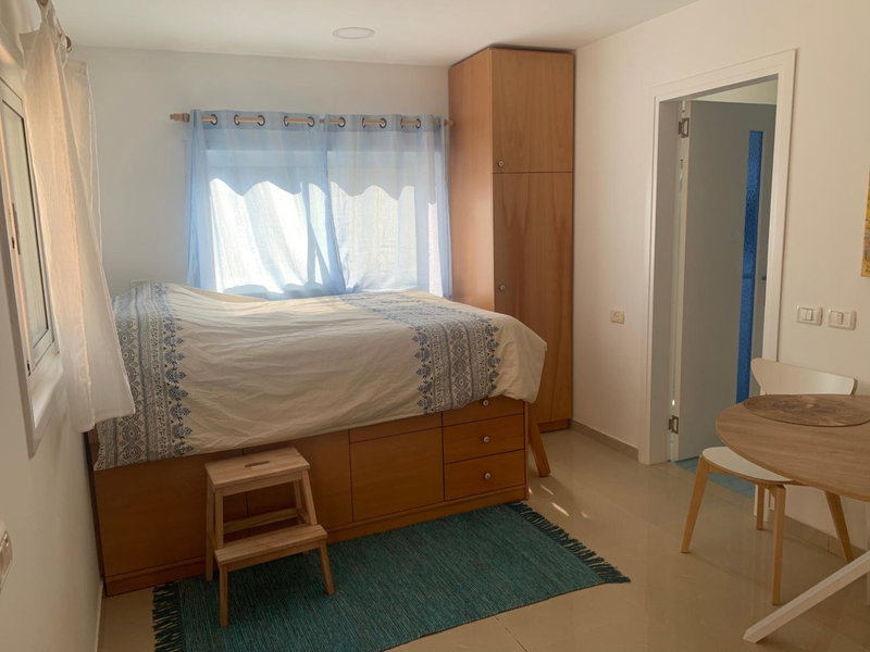 Iris privet room, MevasseretTsiyyon, Israel