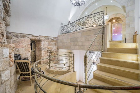 Western Wall Luxury House - Avraham, West Jerusalem, Israel