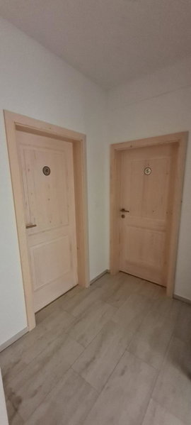 Nona BB, Postojna, Slowenien
