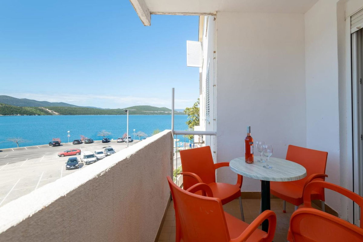 Hotel · Apartments Sunce, Neum