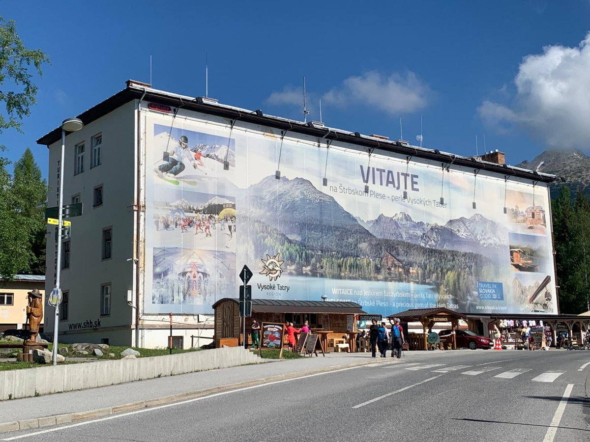 Hôtel · Turistická ubytovňa Štrbské Pleso - Parking, Poprad