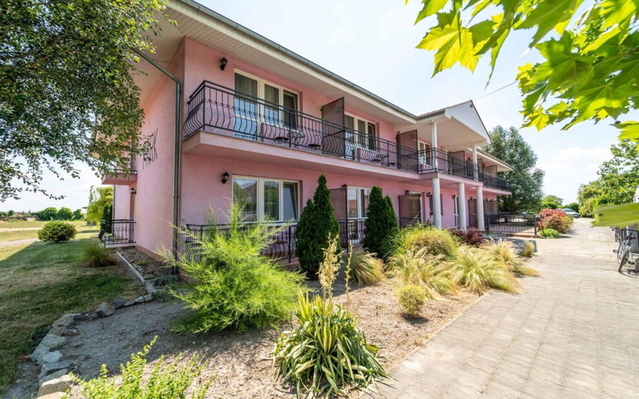 Apartmány Karmon Park, Veľký Meder, Slovakia
