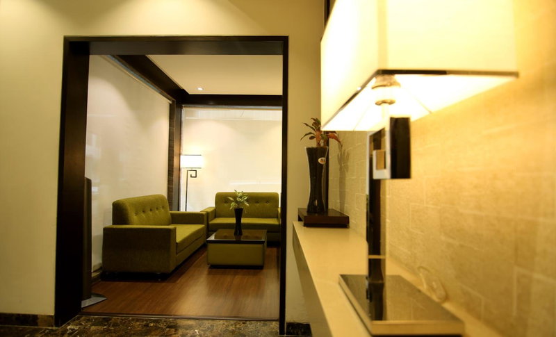 Hotel The Prime Balaji Deluxe, City Centre, With Free Airport Pickup, Delhi, India