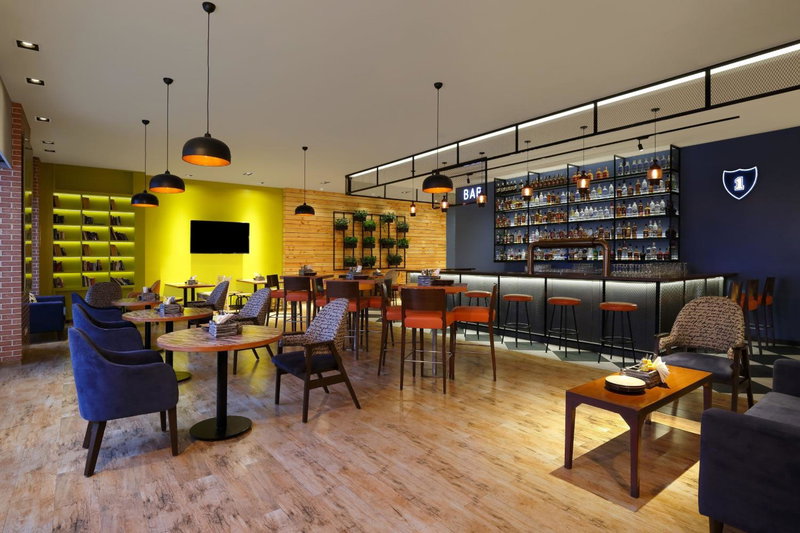 Four Points by Sheraton Hotel and Serviced Apartments Pune, Khadki, Indien