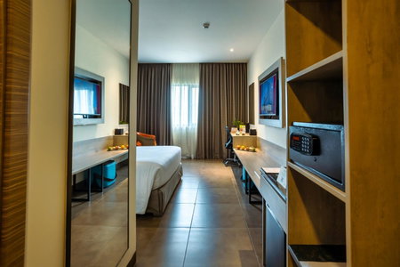 Amika Hotel,Madurai - Near Airport, Tirupparangunram, Индия