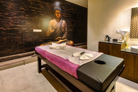 Amika Hotel,Madurai - Near Airport, Tirupparangunram, Индия